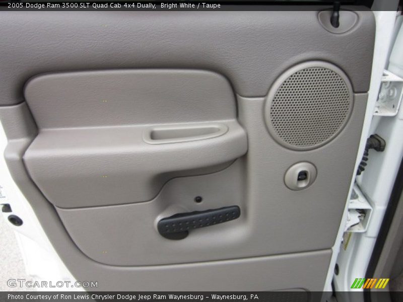 Bright White / Taupe 2005 Dodge Ram 3500 SLT Quad Cab 4x4 Dually