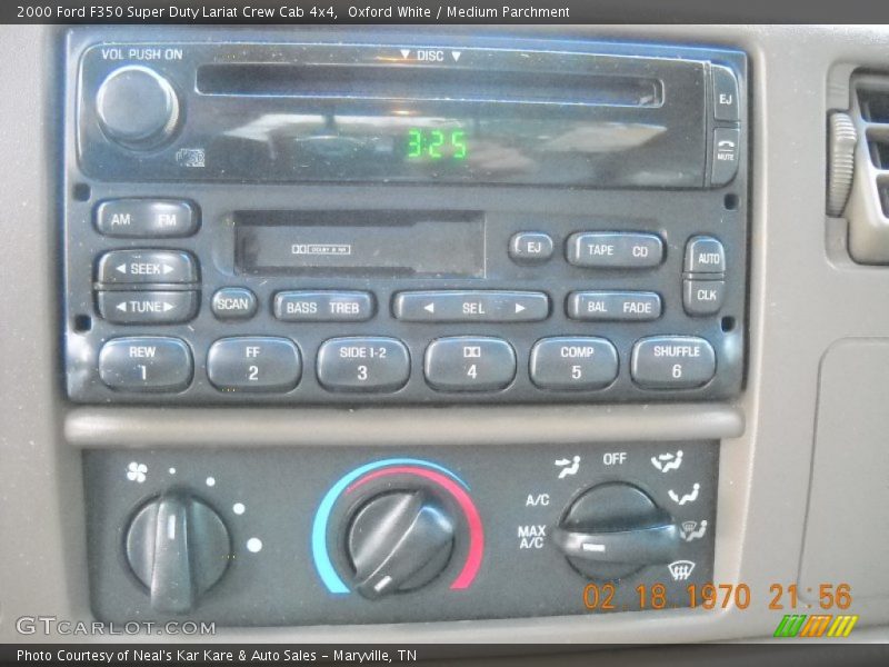 Audio System of 2000 F350 Super Duty Lariat Crew Cab 4x4