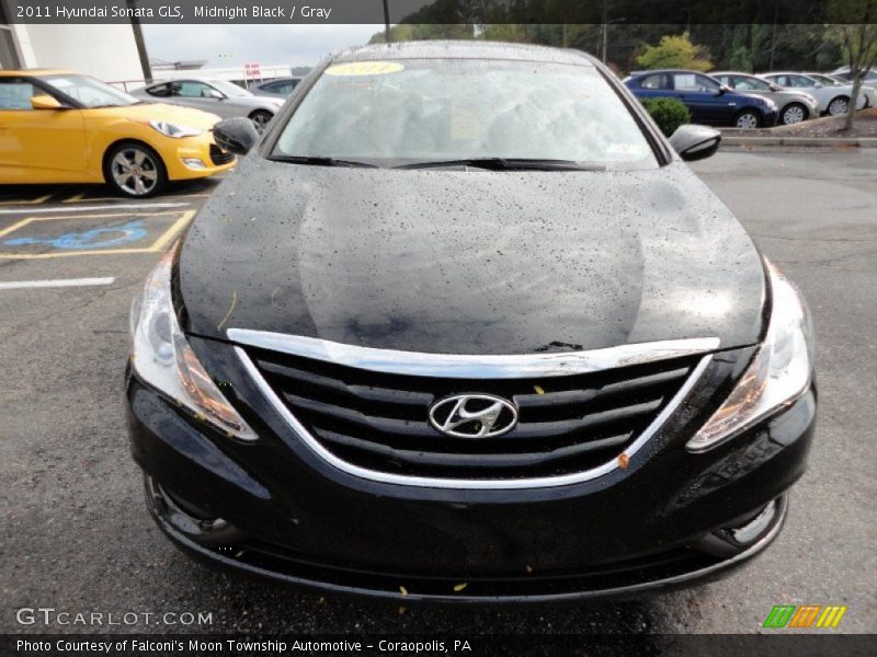 Midnight Black / Gray 2011 Hyundai Sonata GLS