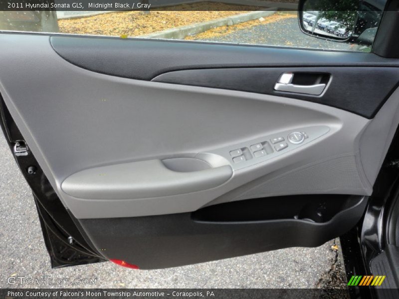 Midnight Black / Gray 2011 Hyundai Sonata GLS