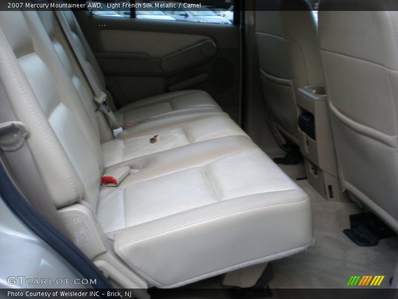 Light French Silk Metallic / Camel 2007 Mercury Mountaineer AWD