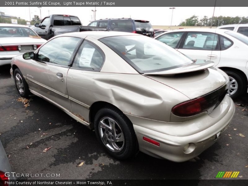 Light Taupe Metallic / Taupe 2001 Pontiac Sunfire SE Coupe