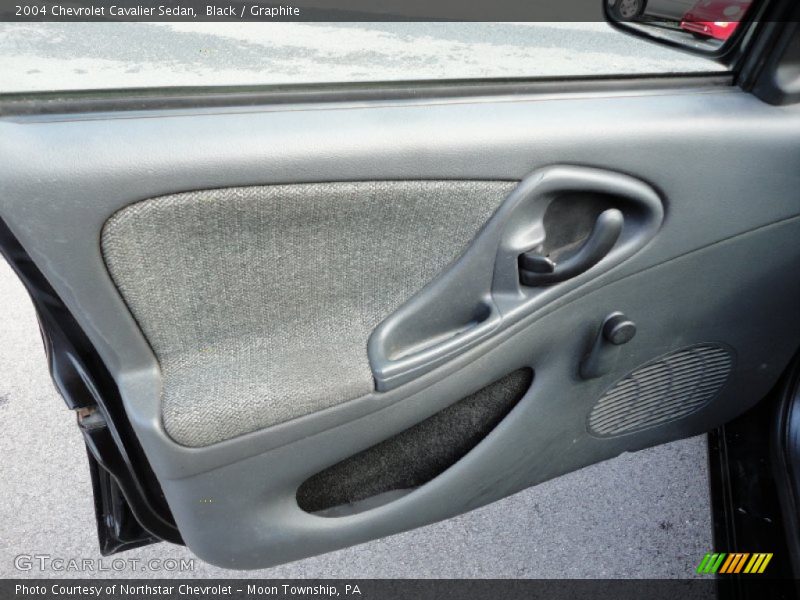 Black / Graphite 2004 Chevrolet Cavalier Sedan