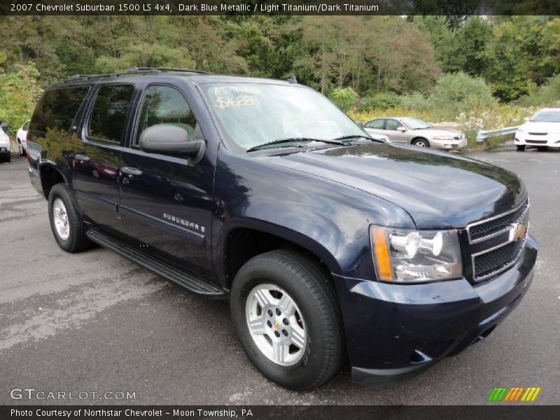 Front 3/4 View of 2007 Suburban 1500 LS 4x4