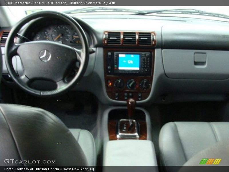 Brilliant Silver Metallic / Ash 2000 Mercedes-Benz ML 430 4Matic