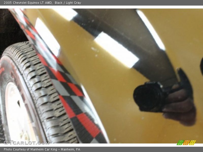 Black / Light Gray 2005 Chevrolet Equinox LT AWD