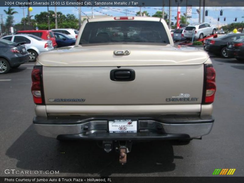 Sandstone Metallic / Tan 2004 Chevrolet Silverado 1500 LS Extended Cab