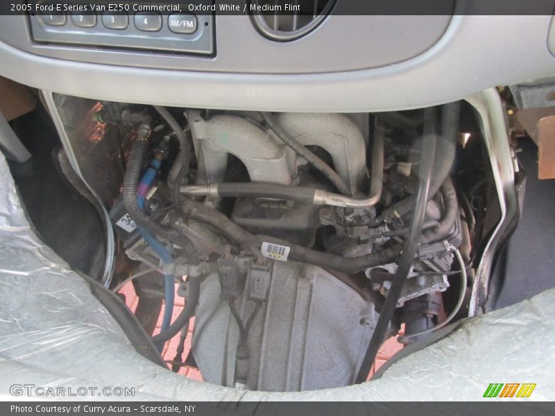 Oxford White / Medium Flint 2005 Ford E Series Van E250 Commercial