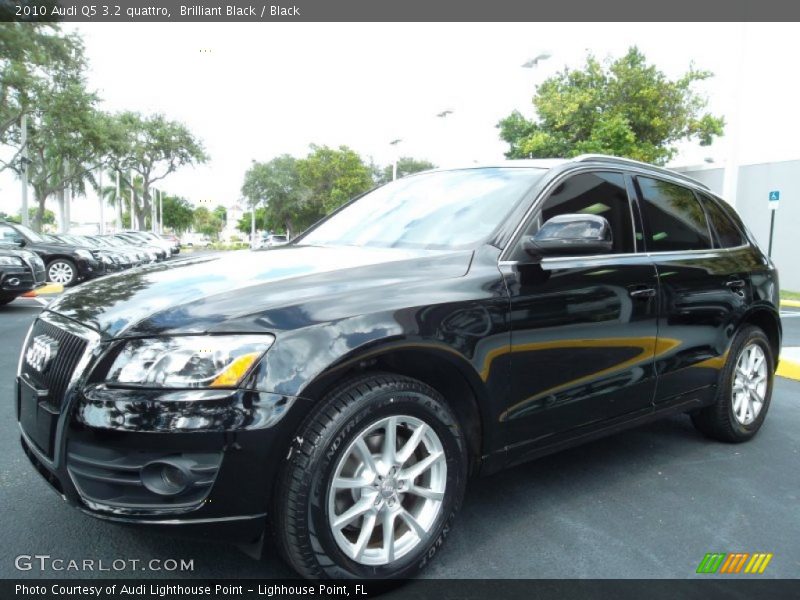 Brilliant Black / Black 2010 Audi Q5 3.2 quattro