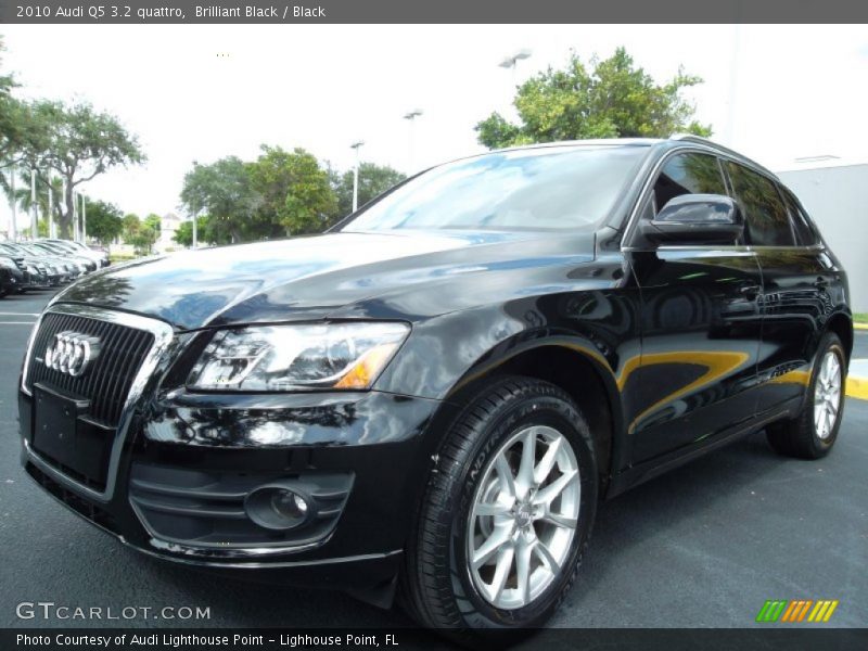 Brilliant Black / Black 2010 Audi Q5 3.2 quattro