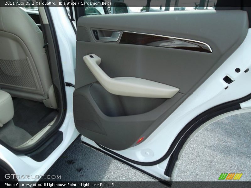 Ibis White / Cardamom Beige 2011 Audi Q5 2.0T quattro