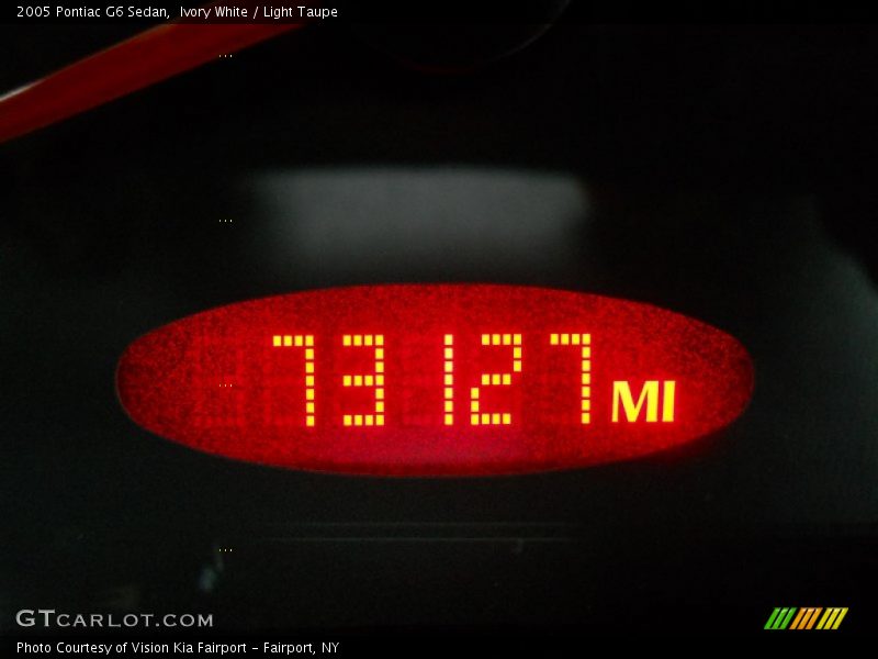 Ivory White / Light Taupe 2005 Pontiac G6 Sedan