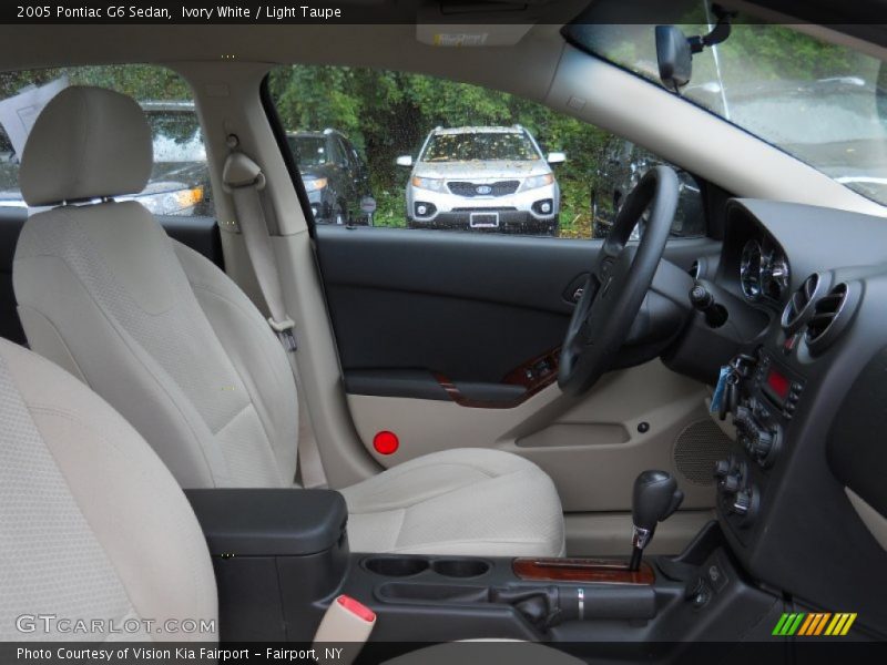 Ivory White / Light Taupe 2005 Pontiac G6 Sedan