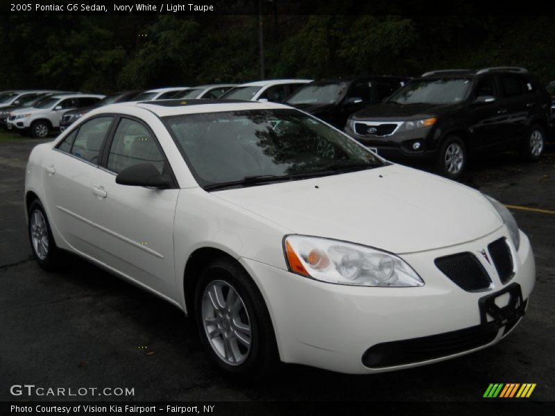 Ivory White / Light Taupe 2005 Pontiac G6 Sedan