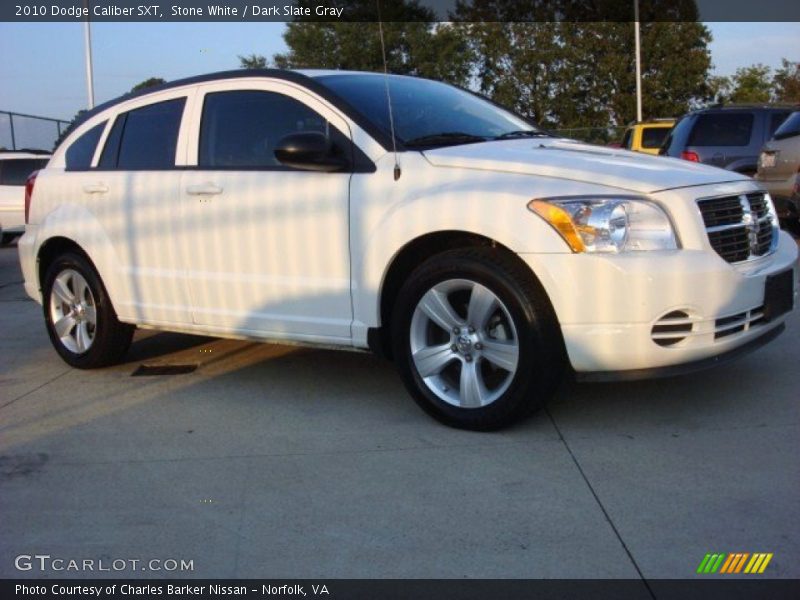 Stone White / Dark Slate Gray 2010 Dodge Caliber SXT