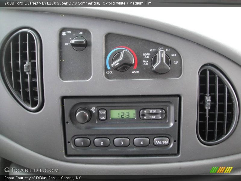 Oxford White / Medium Flint 2008 Ford E Series Van E250 Super Duty Commericial
