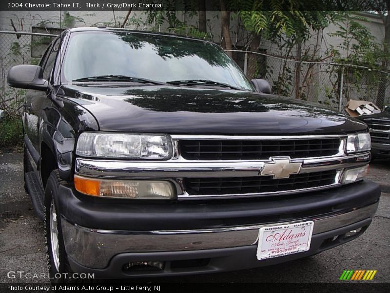Black / Gray/Dark Charcoal 2004 Chevrolet Tahoe LT