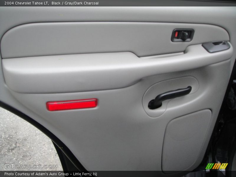 Black / Gray/Dark Charcoal 2004 Chevrolet Tahoe LT