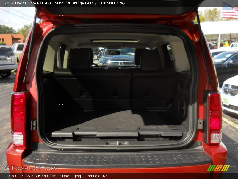 Sunburst Orange Pearl / Dark Slate Gray 2007 Dodge Nitro R/T 4x4