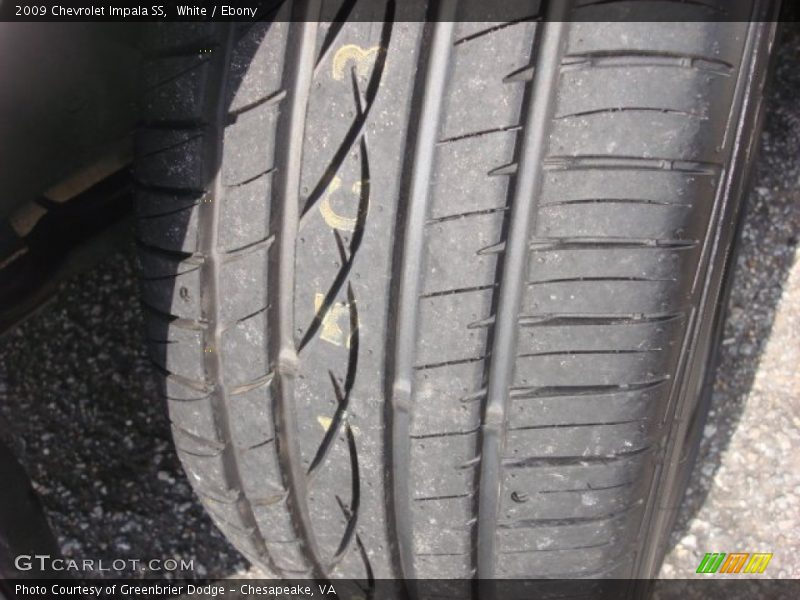 White / Ebony 2009 Chevrolet Impala SS