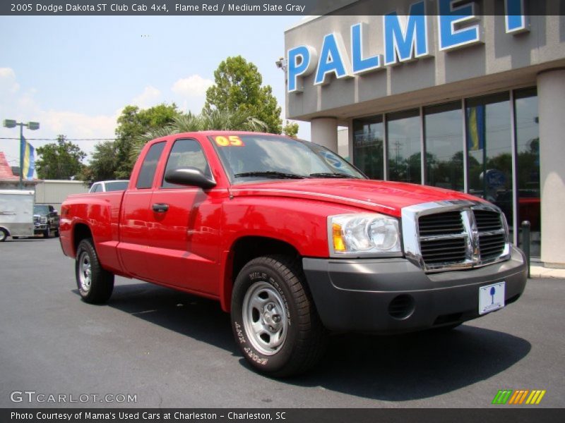 Flame Red / Medium Slate Gray 2005 Dodge Dakota ST Club Cab 4x4