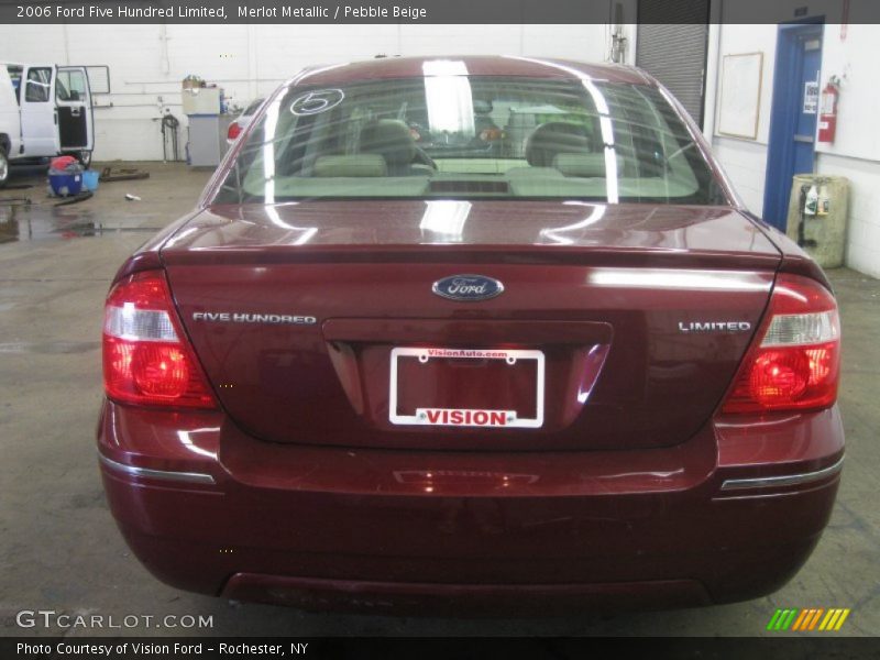 Merlot Metallic / Pebble Beige 2006 Ford Five Hundred Limited
