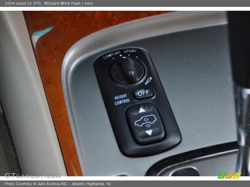 Blizzard White Pearl / Ivory 2004 Lexus LX 470