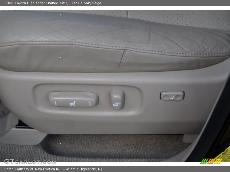 Black / Ivory Beige 2006 Toyota Highlander Limited 4WD