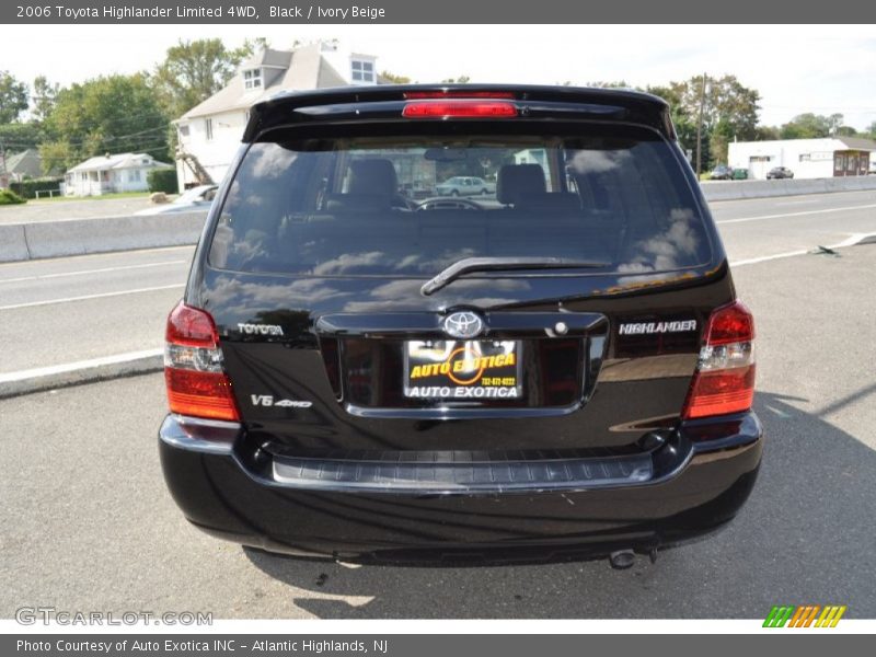 Black / Ivory Beige 2006 Toyota Highlander Limited 4WD