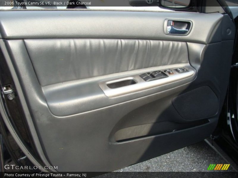 Black / Dark Charcoal 2006 Toyota Camry SE V6
