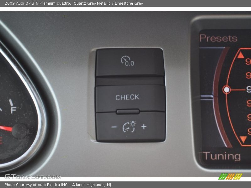 Quartz Grey Metallic / Limestone Grey 2009 Audi Q7 3.6 Premium quattro