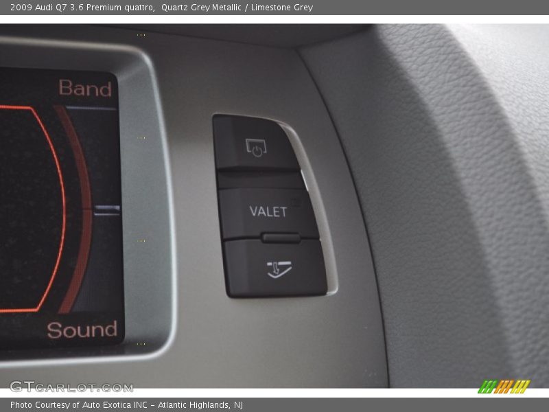 Quartz Grey Metallic / Limestone Grey 2009 Audi Q7 3.6 Premium quattro