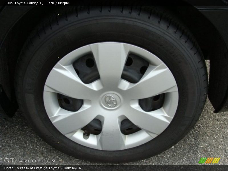 Black / Bisque 2009 Toyota Camry LE