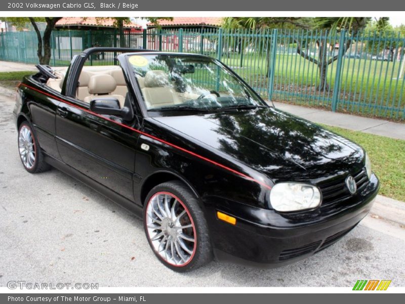 Black / Beige 2002 Volkswagen Cabrio GLS