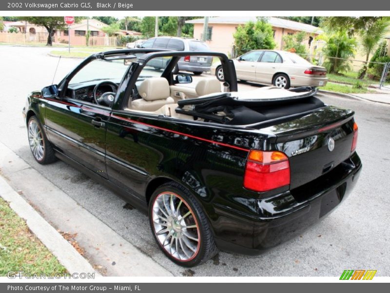 Black / Beige 2002 Volkswagen Cabrio GLS