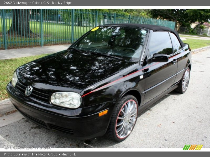 Black / Beige 2002 Volkswagen Cabrio GLS