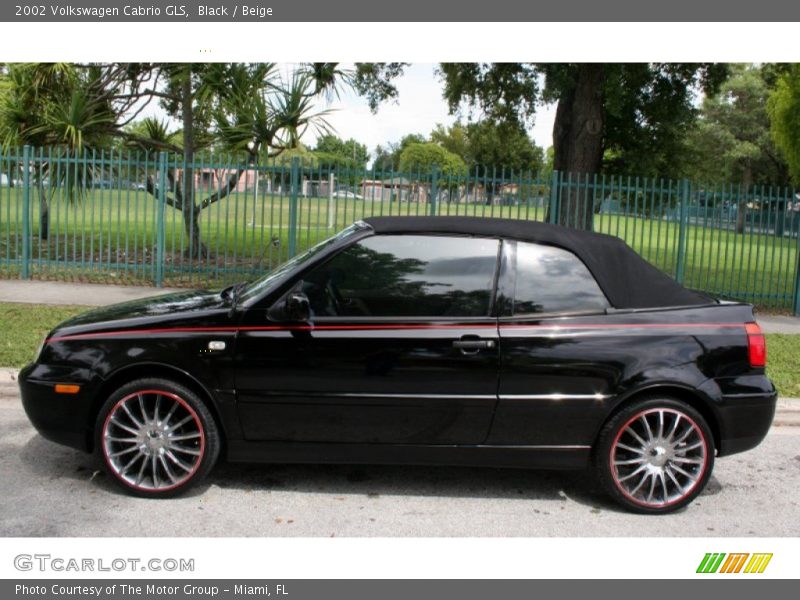 Black / Beige 2002 Volkswagen Cabrio GLS