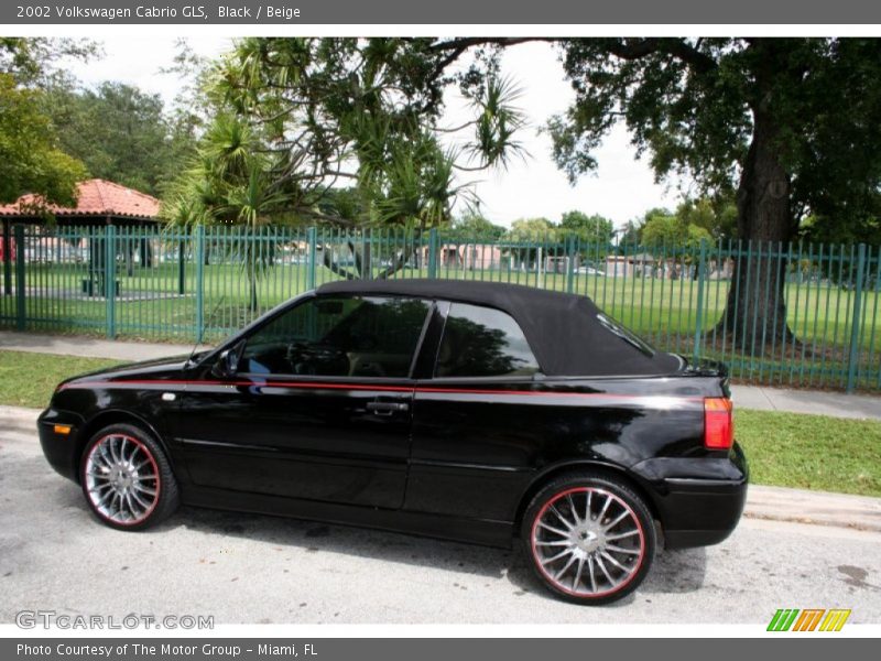 Black / Beige 2002 Volkswagen Cabrio GLS