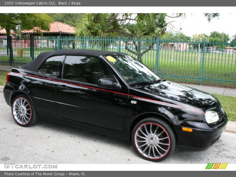 Black / Beige 2002 Volkswagen Cabrio GLS