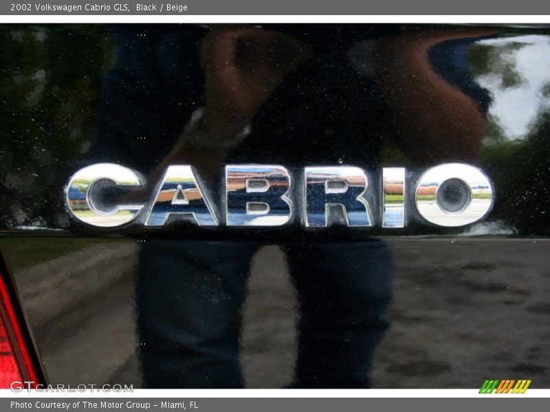 Black / Beige 2002 Volkswagen Cabrio GLS