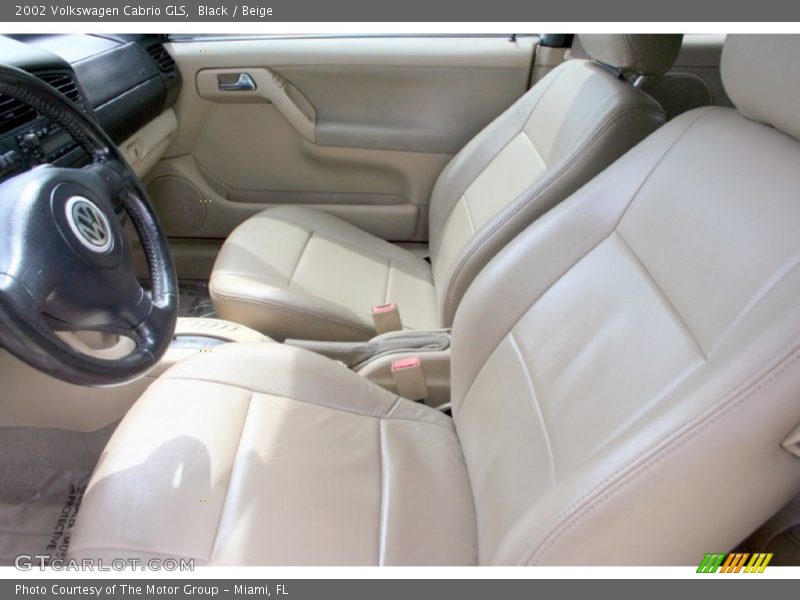 Black / Beige 2002 Volkswagen Cabrio GLS