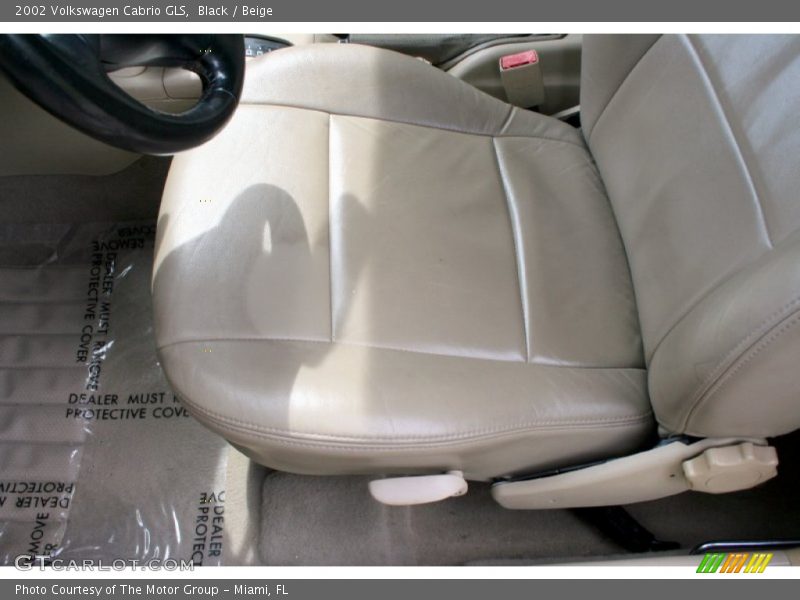 Black / Beige 2002 Volkswagen Cabrio GLS