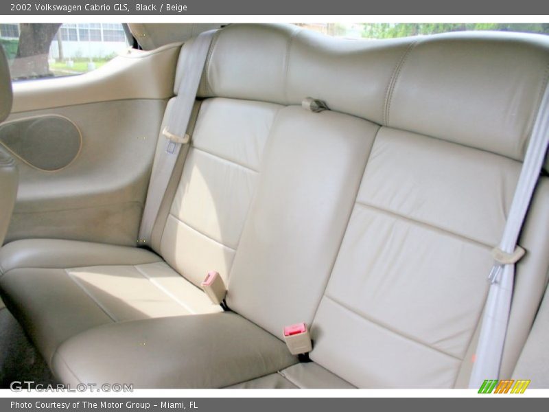 Black / Beige 2002 Volkswagen Cabrio GLS