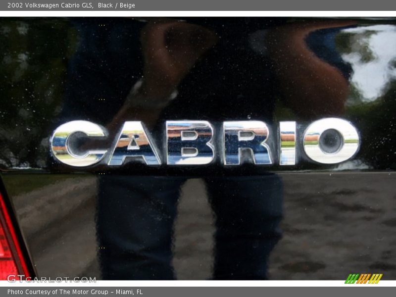 Black / Beige 2002 Volkswagen Cabrio GLS