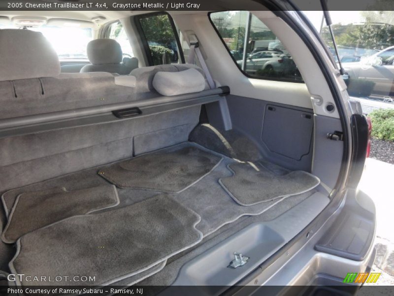 Graystone Metallic / Light Gray 2005 Chevrolet TrailBlazer LT 4x4