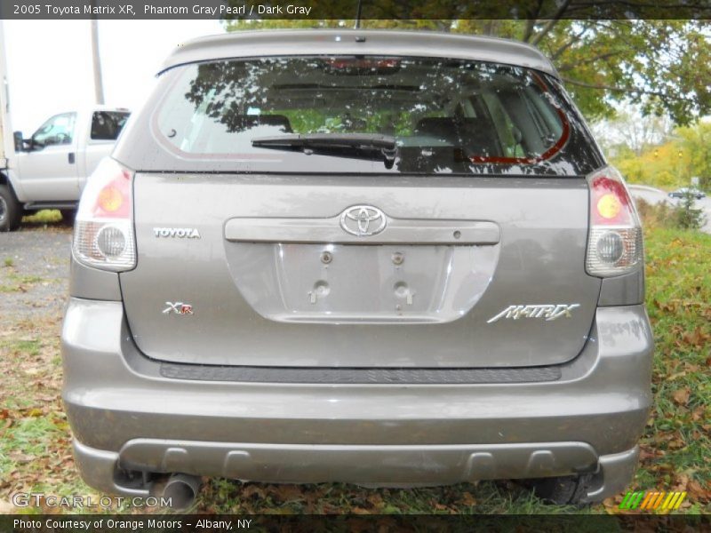 Phantom Gray Pearl / Dark Gray 2005 Toyota Matrix XR