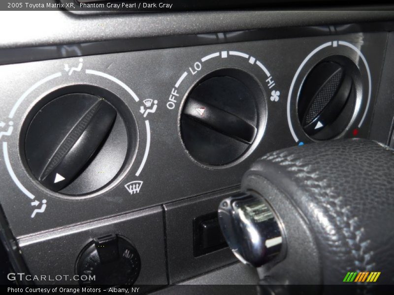 Phantom Gray Pearl / Dark Gray 2005 Toyota Matrix XR