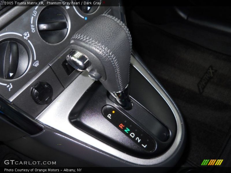 Phantom Gray Pearl / Dark Gray 2005 Toyota Matrix XR