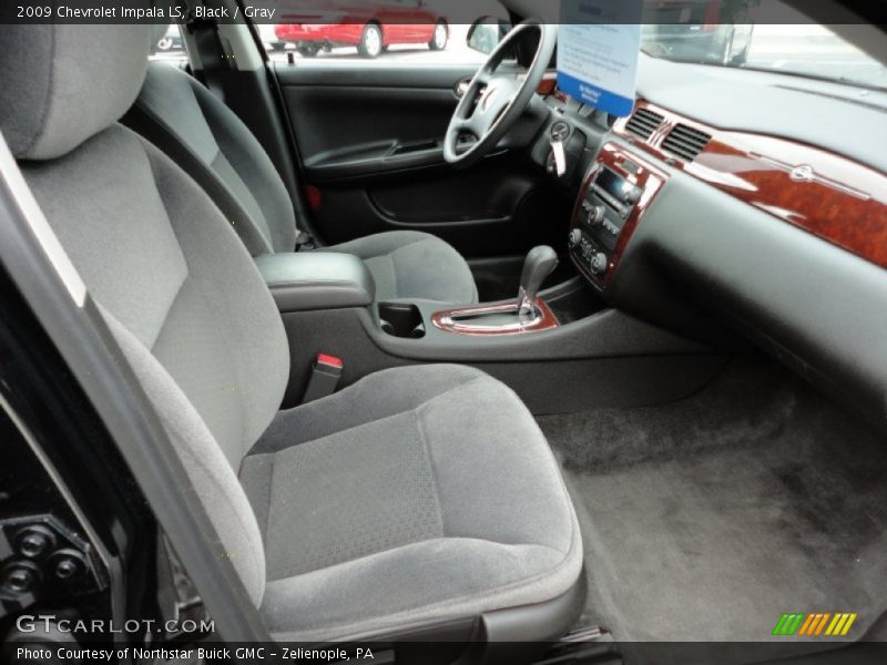 Black / Gray 2009 Chevrolet Impala LS
