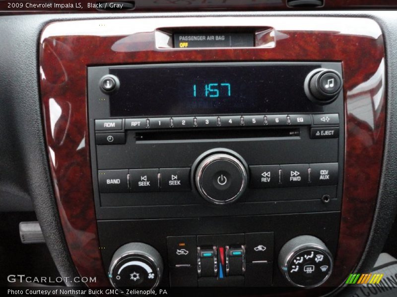 Black / Gray 2009 Chevrolet Impala LS